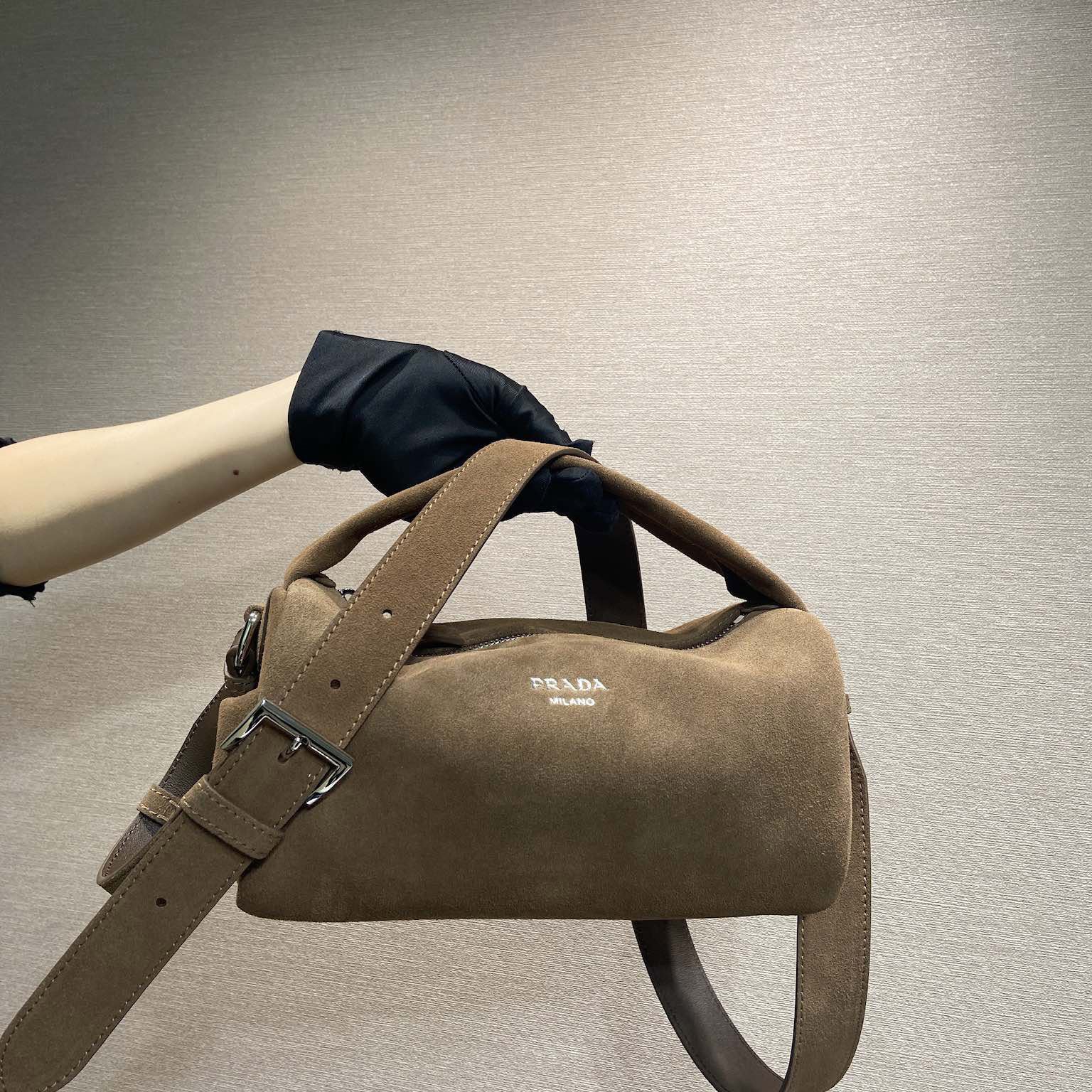 Pra*a top handle bags